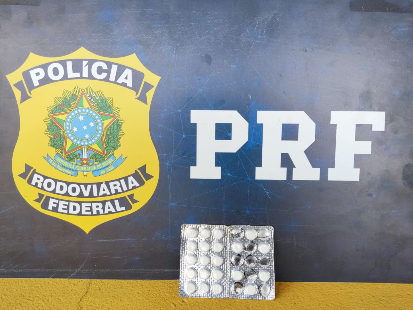 Motorista é Preso com Dispositivo Anti-Radar e Drogas na BR-365