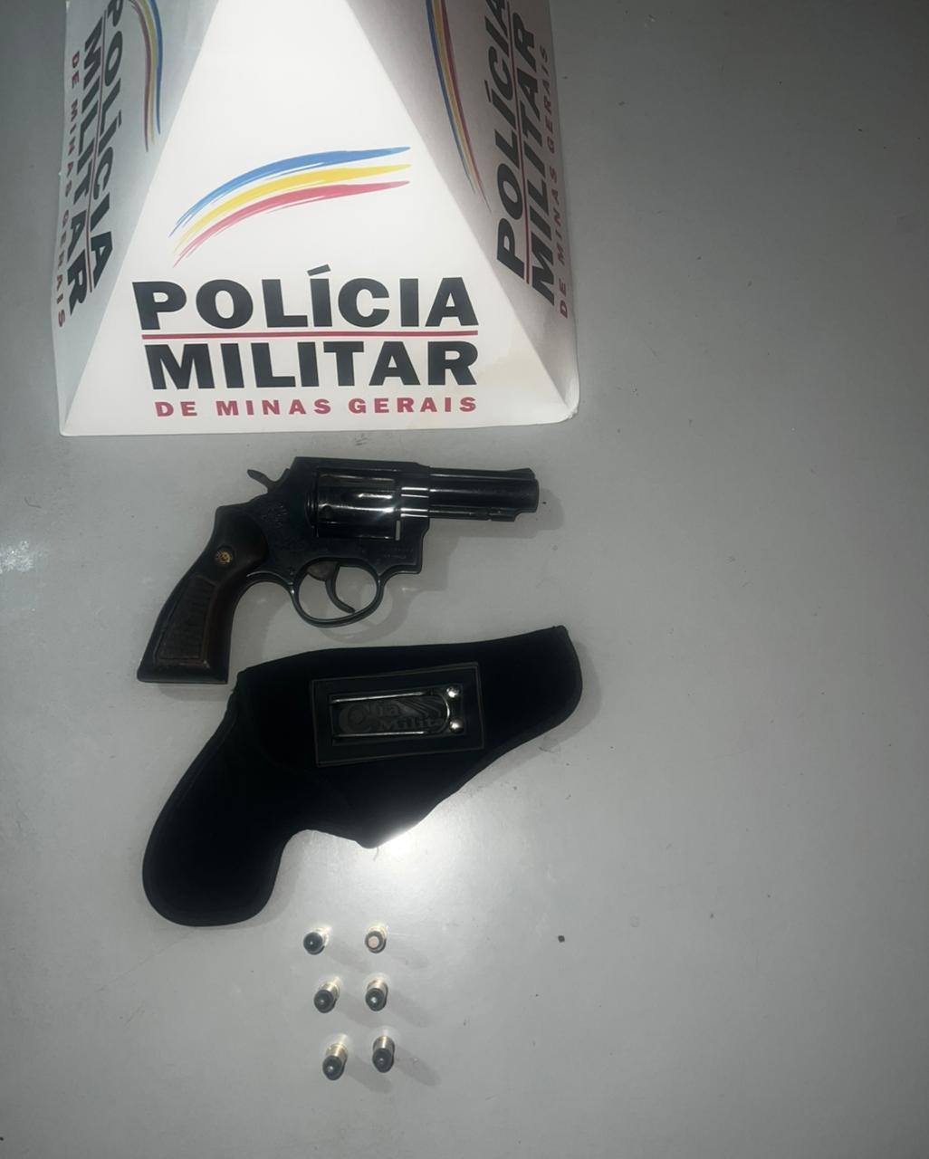 Polícia Militar Apreende Arma em Loja de Conveniência no Centro de Ituiutaba