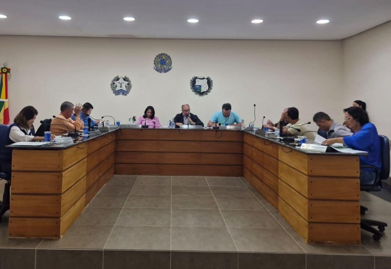 RESUMO DA 24ª REUNIÃO ORDINÁRIA DA CAMARA MUNICIPAL DE MONTE ALEGRE DE MINAS
