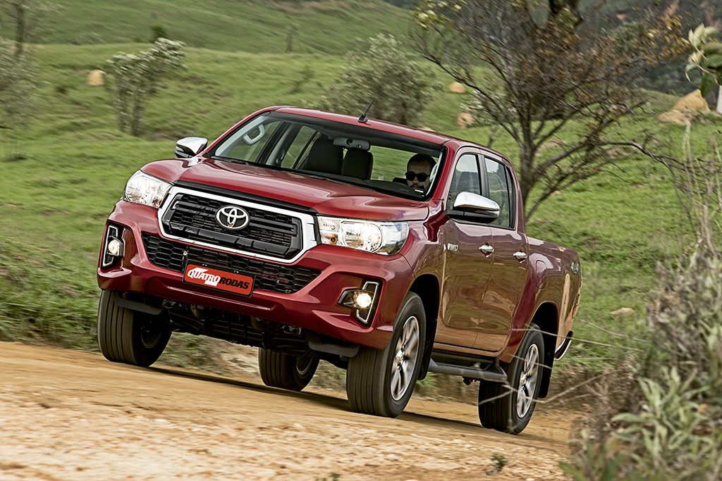 Toyota Hilux ganha desconto de R$ 44.700 antes da chegada da nova geração