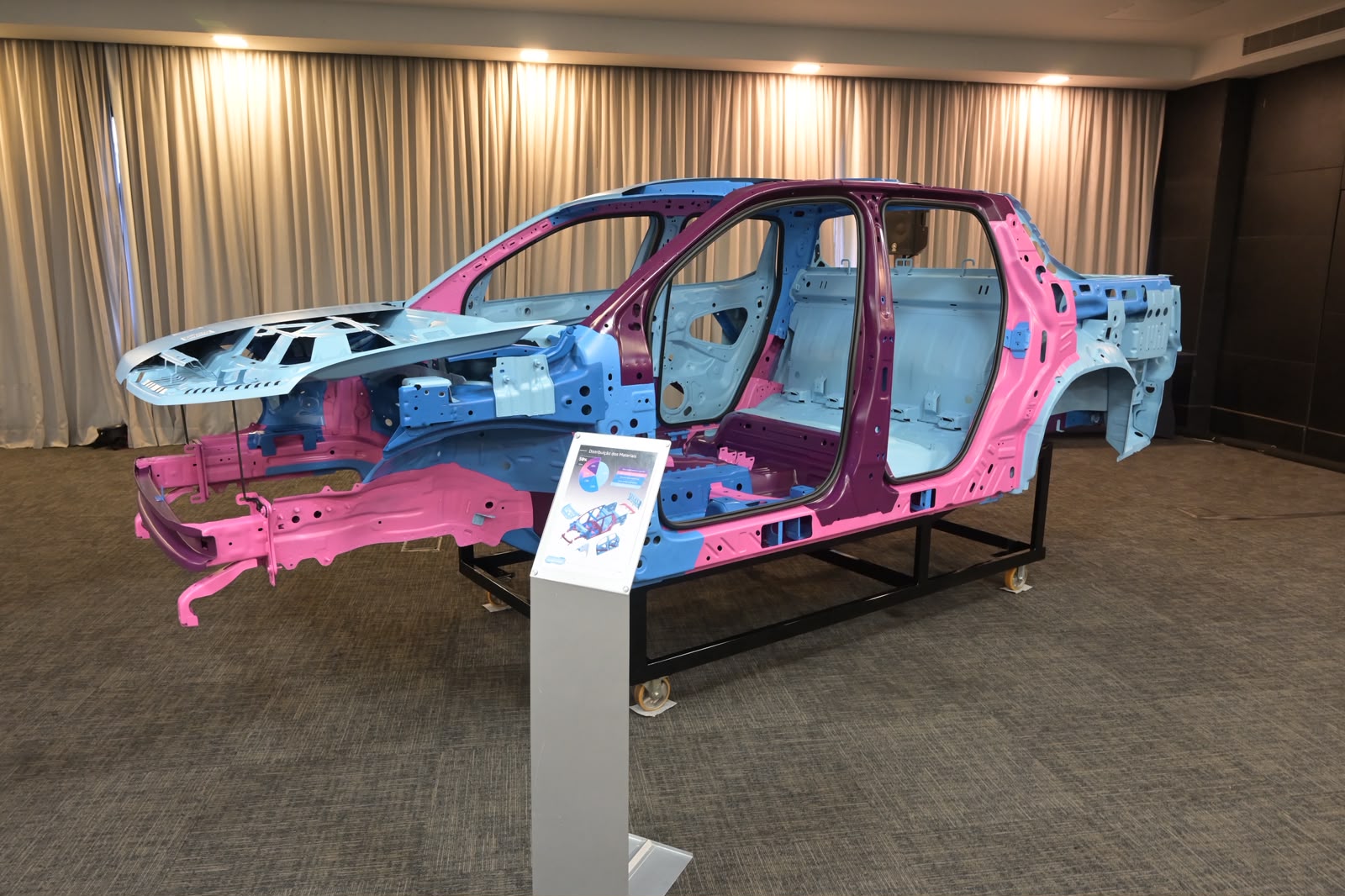 Volkswagen Tukan vence prêmio de engenharia da SAE Brasil de melhor carroceria
