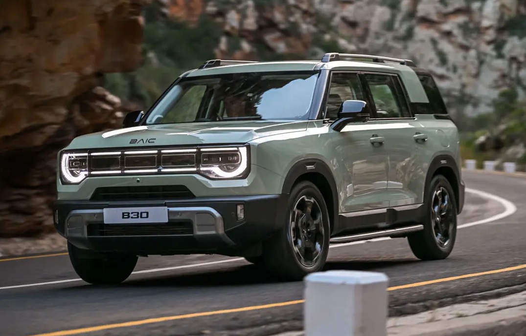 BAIC confirma B30 para 2027 no Brasil como o primeiro híbrido da marca