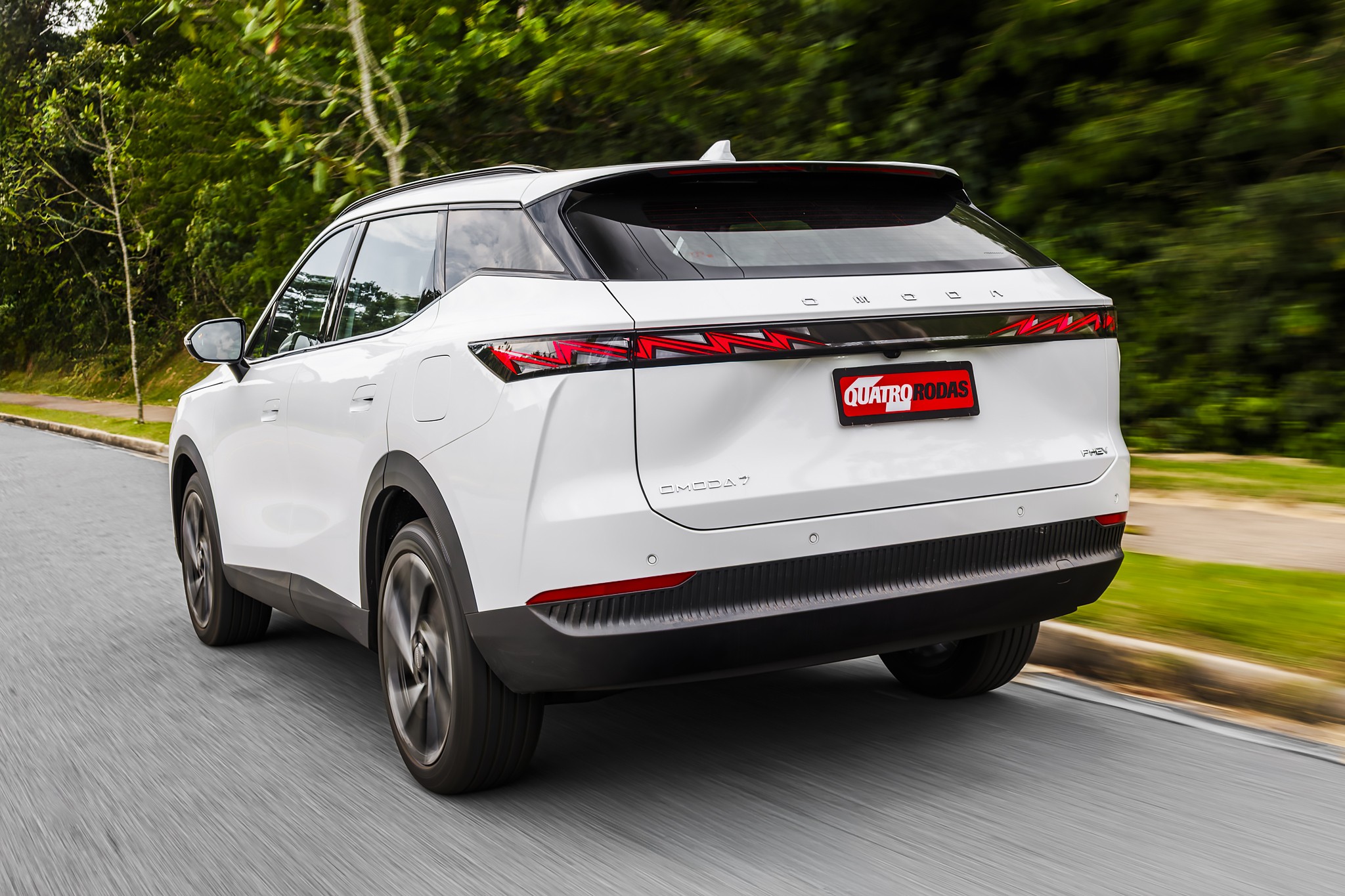 Omoda 7 HEV: nova versão híbrida de entrada tem 217 cv e faz 20,4 km/l; veja quando estreia no Brasil