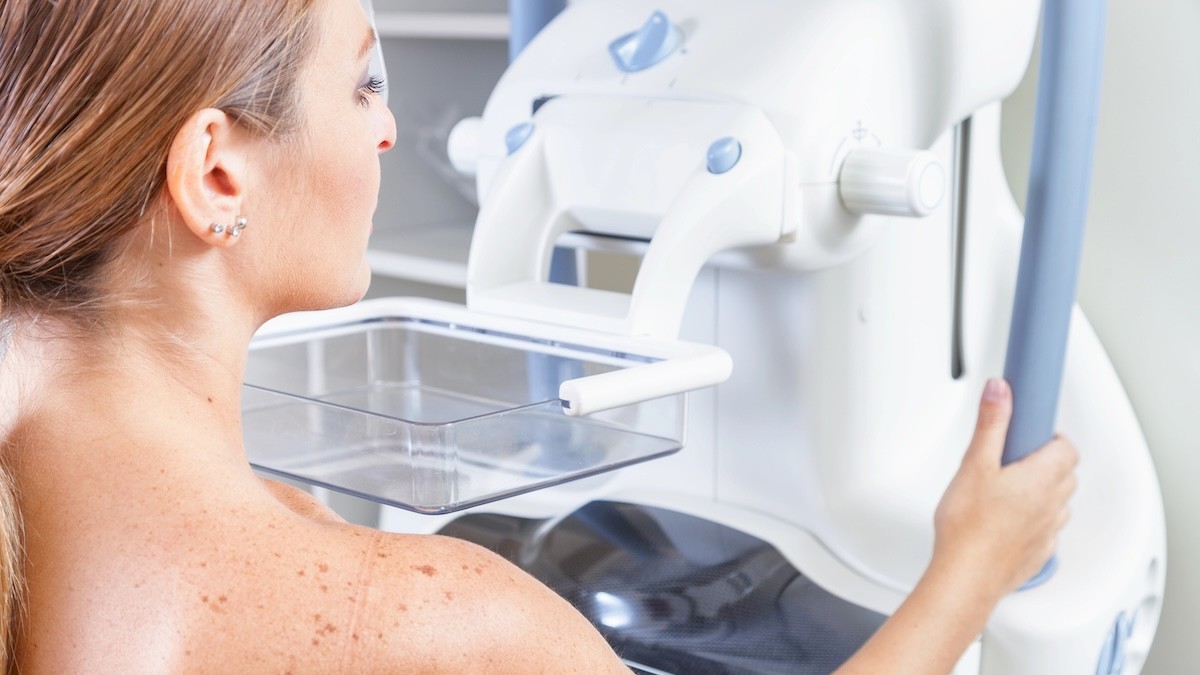 Quase 3 em cada 10 brasileiras dizem não conhecer os métodos de detecção precoce do câncer de mama