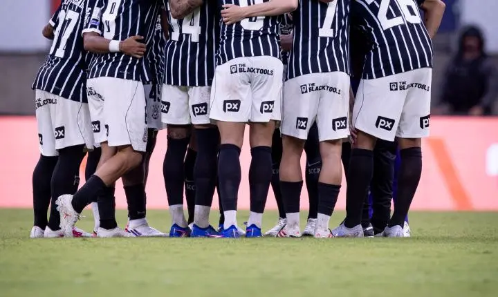 Análise: Corinthians sofre, mas consegue segurar empate contra o Bahia