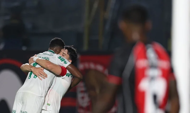 Atuações do Palmeiras: Carlos Miguel aparece bem, e gringos lideram goleada sobre o Vitória