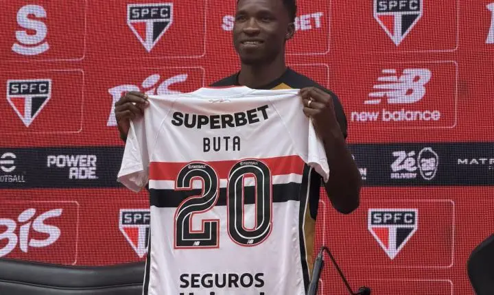 Buta comenta versatilidade e revela posição que prefere atuar no São Paulo