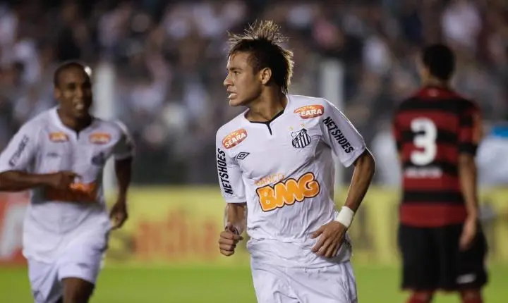 Há 15 anos, Neymar marcava gol Puskás em Santos e Flamengo histórico