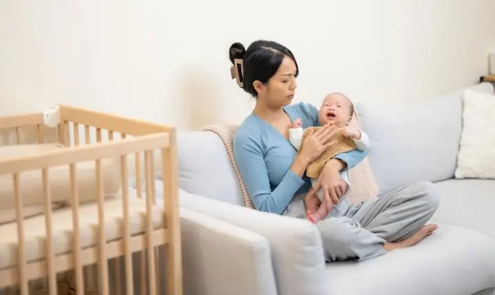 TOC perinatal: como identificar e lidar com os pensamentos intrusivos no pós-parto 