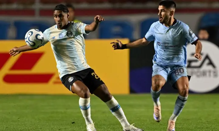 Veja fotos do duelo entre Bolívar e Grêmio pela Sul-Americana