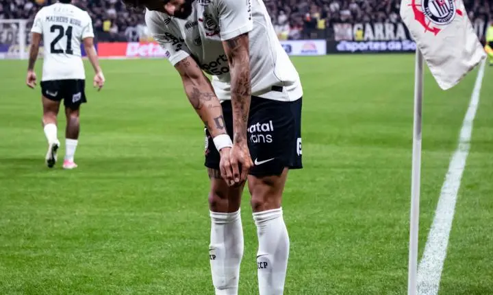 Yuri Alberto encerra jejum de três meses em vitória do Corinthians